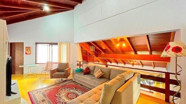 Casa no Bairro Ipanema, com 3 dormitório(s), à venda.