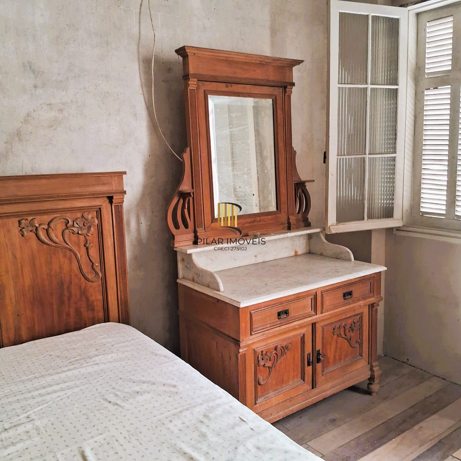 Casa 4 dormitórios à venda Independência Porto Alegre/RS