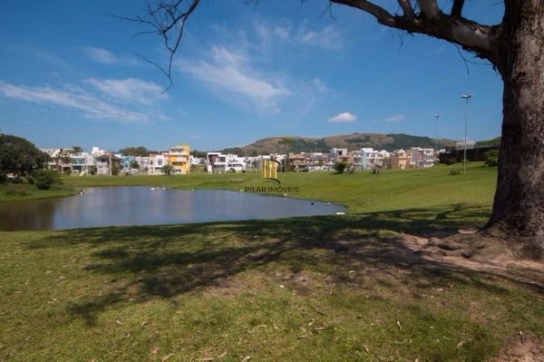 Casa para Venda - 160m², 3 dormitórios, sendo 1 suites, 2 vagas - Lagos De Nova 