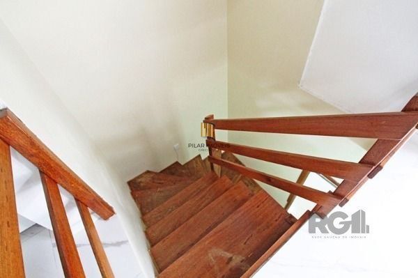 Casa Condomínio em Porto Alegre, no bairro Tristeza, com 3 dormitório(s), à vend