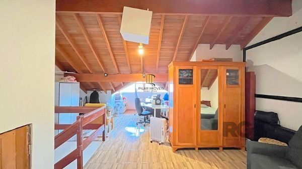 Casa Condominio em Porto Alegre, no bairro Campo Novo, com 3 dormitório(s), e 3 