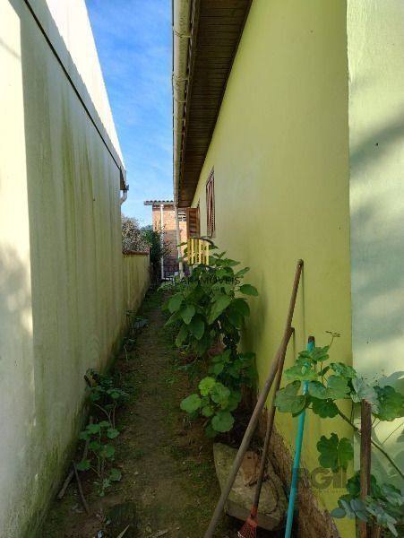 Terreno em Porto Alegre, no bairro Lageado, à venda.