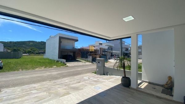 Casa Condominio para Venda - 203.81m², 3 dormitórios, sendo 1 suites, 2 vagas - 