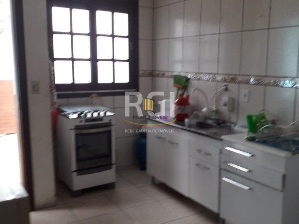 Casa para Venda - 90m², 4 dormitórios, 3 vagas - Cristal