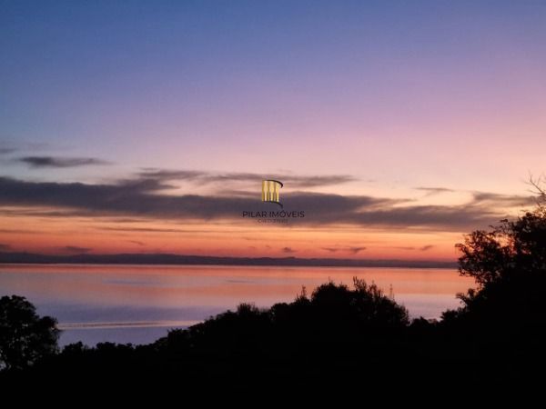 Casa para Venda - 90m², 4 dormitórios, 2 vagas - Belém Novo