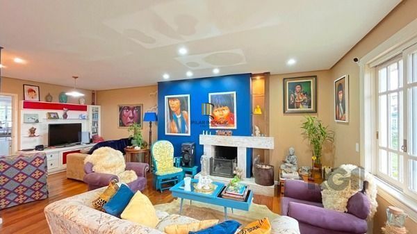 Casa Condominio em Porto Alegre, no bairro Jardim Isabel, com 3 dormitório(s), à