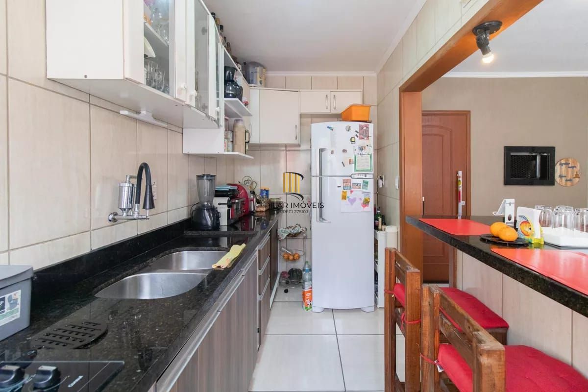 Lindo Apartamento com 2 dormitórios no bairro Santa Tereza.