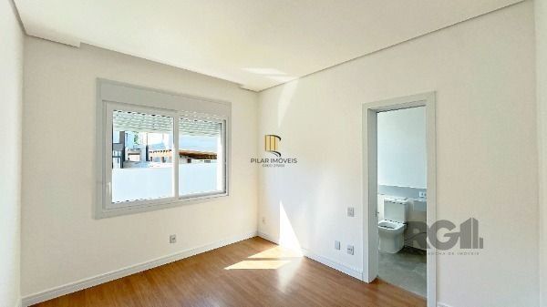 Casa Condominio em Porto Alegre, no bairro Hípica, com 3 dormitório(s), e 3 banh