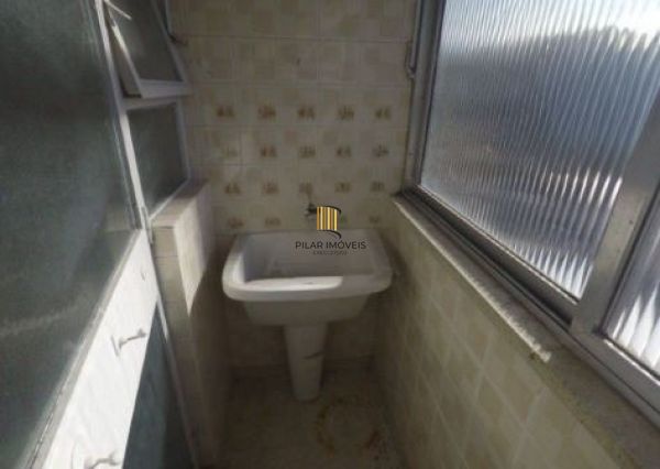 Apartamento em Porto Alegre, no bairro Medianeira, com 1 dormitório(s), e 1 banh