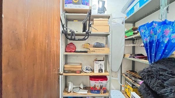 Casa 4 dormitórios à venda Camaquã Porto Alegre/RS