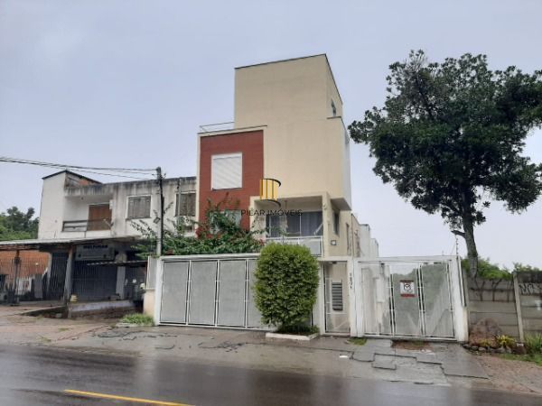 Casa Condominio em Porto Alegre, no bairro Ipanema, com 3 dormitório(s), e 3 ban
