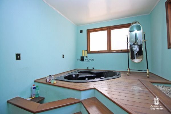 Casa para Venda - 200m², 3 dormitórios, sendo 1 suites, 4 vagas - Ipanema