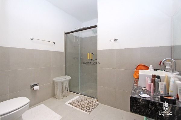 Casa para Venda - 180m², 3 dormitórios, sendo 1 suites, 2 vagas - Jardim Verde