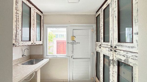 Casa Condominio em Porto Alegre, no bairro Hípica, com 3 dormitório(s), e 3 banh