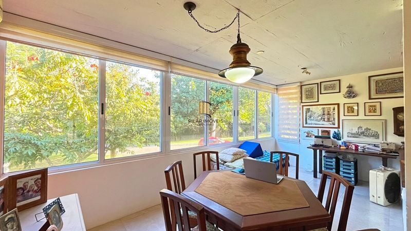 No condomínio Mountain Ville Residência 3 dormitórios.