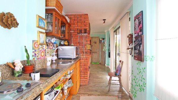 Cobertura em Porto Alegre, no bairro Petrópolis, com 3 dormitório(s), e 3 banhei