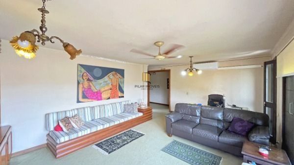 Casa para Venda - 370m², 4 dormitórios, sendo 1 suites, 3 vagas - Vila Assunção