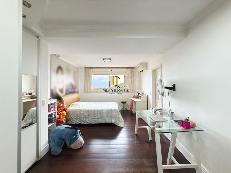 Residência, ótimo padrão com 4 suítes nos altos do Jardim Isabel, com vista pere