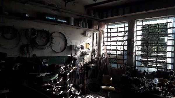 Predio para Venda - 290m², 0 dormitórios, Cidade Baixa