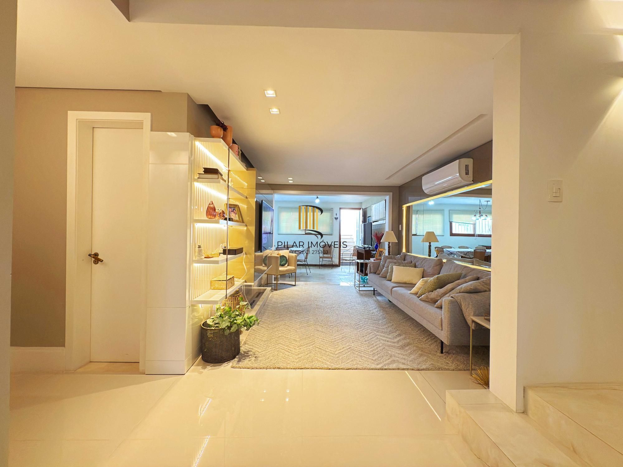 Casa 3 dormitórios no bairro Ipanema