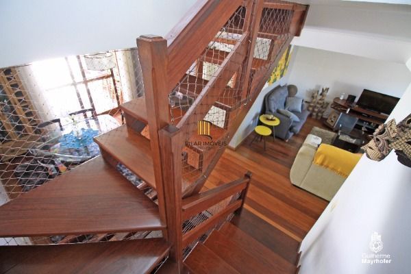 Casa para Venda - 205m², 3 dormitórios, sendo 1 suites, 2 vagas - Altos Do Ipê