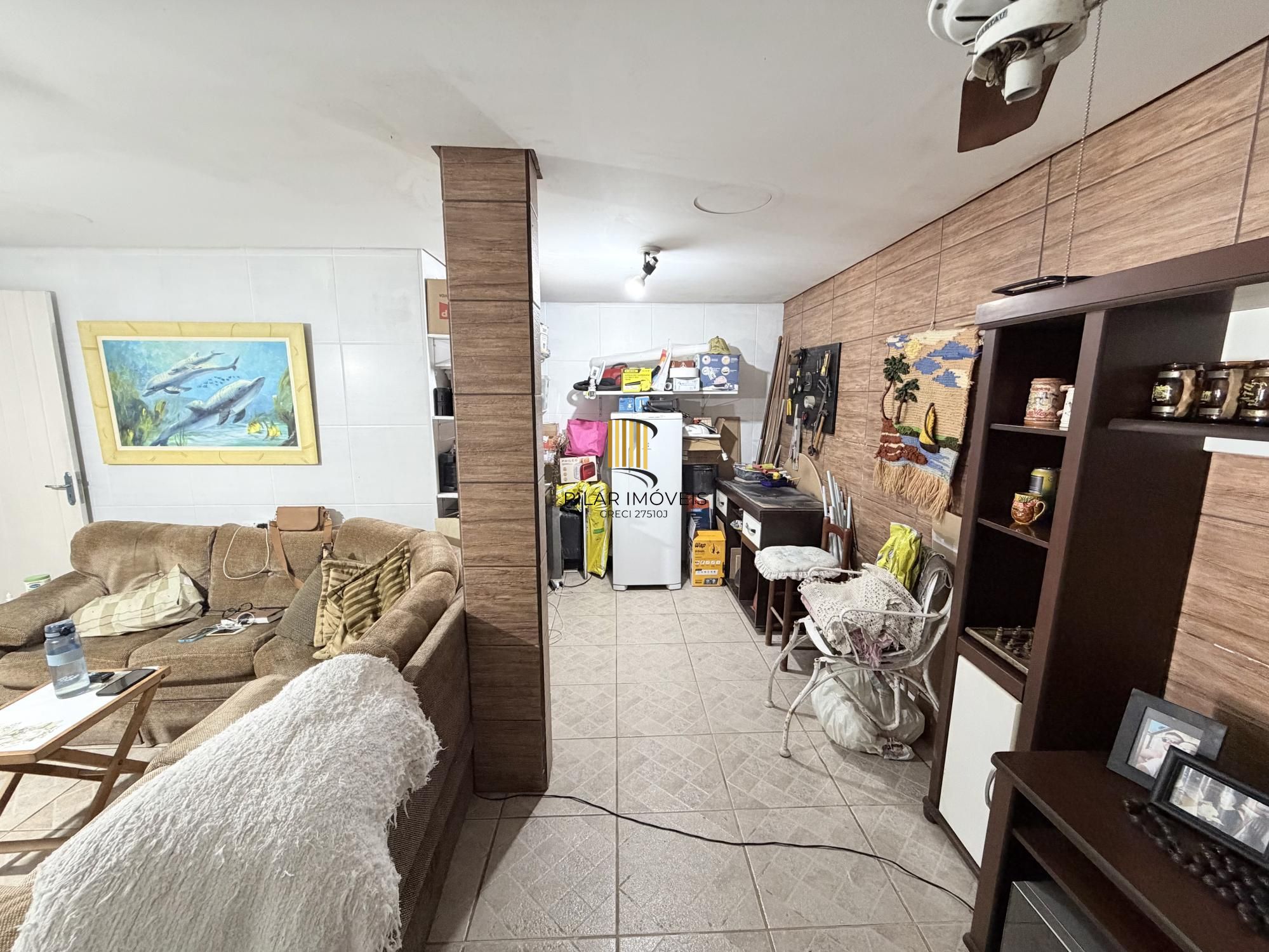 Casa 4 dormitórios no bairro Serraria