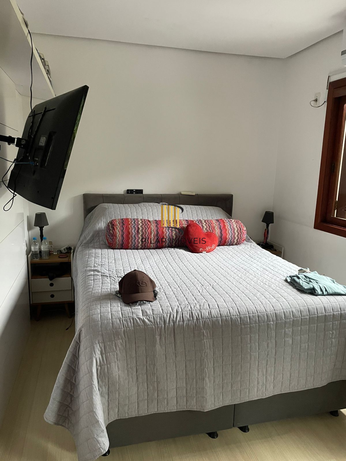 CASA EM CONDOMÍNIO FECHADO NO IPANEMA COM 2 DORMITORIOS 3 BANHEIROS