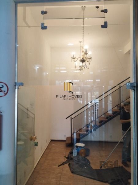 Conjunto/Sala em Porto Alegre, no bairro Cavalhada, à venda.