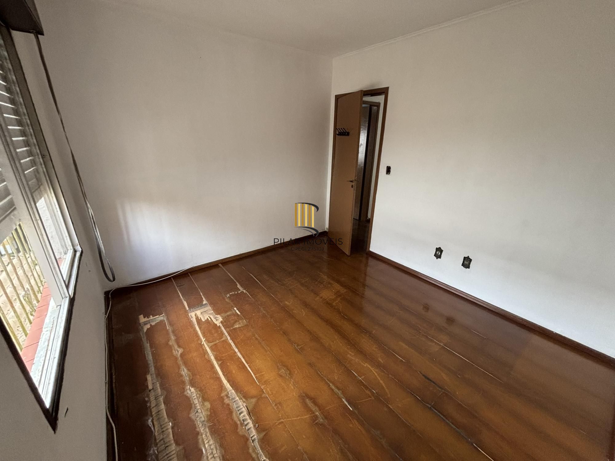 Apartamento de 2 dormitórios no bairro Tristeza.