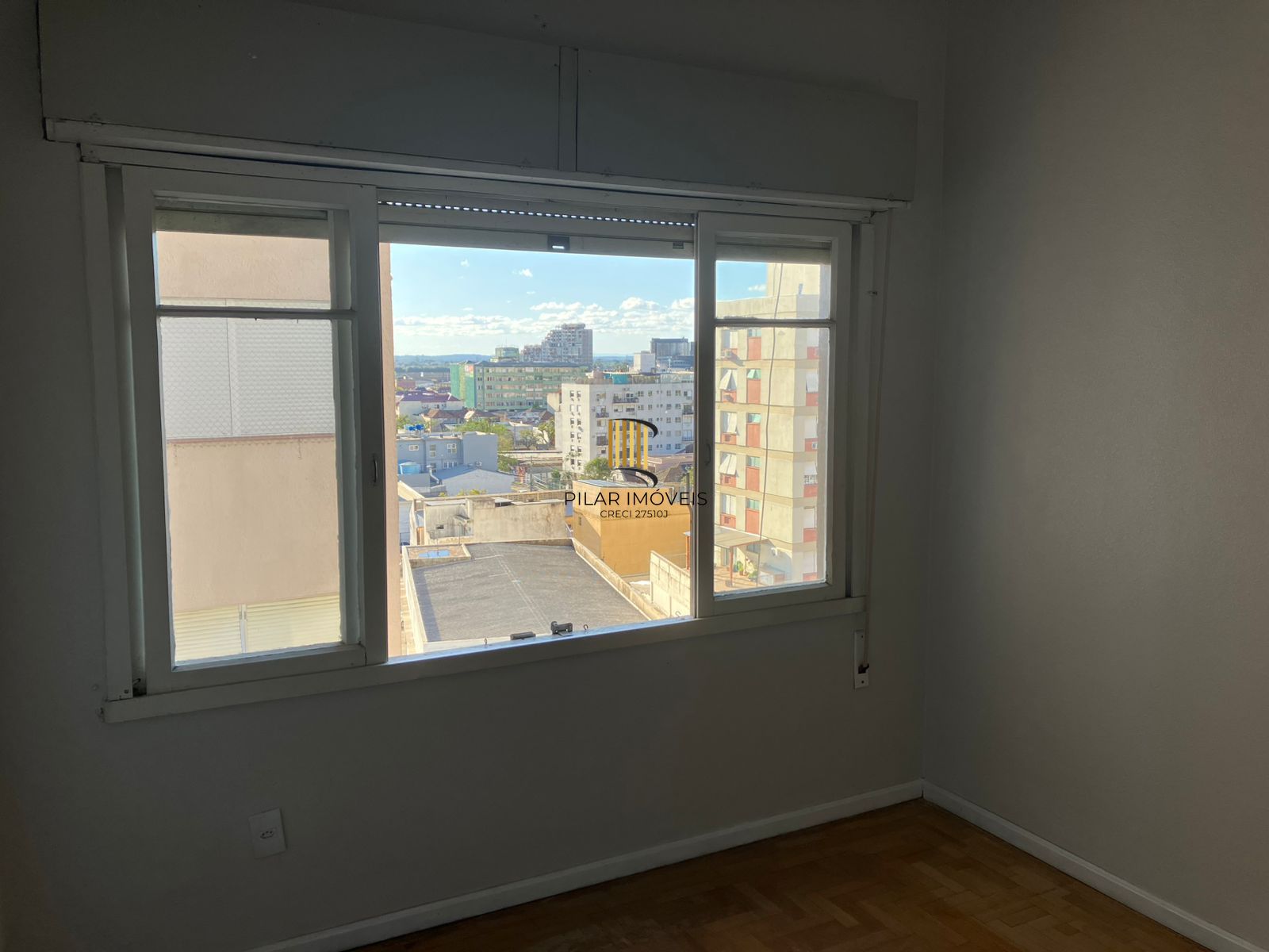 Apartamento de 2 dormitórios no Bairro Floresta