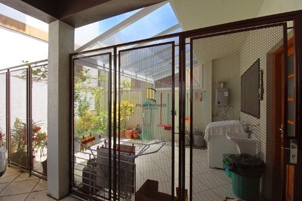 Casa Condominio para Venda - 197m², 3 dormitórios, sendo 1 suites, 2 vagas - Tri