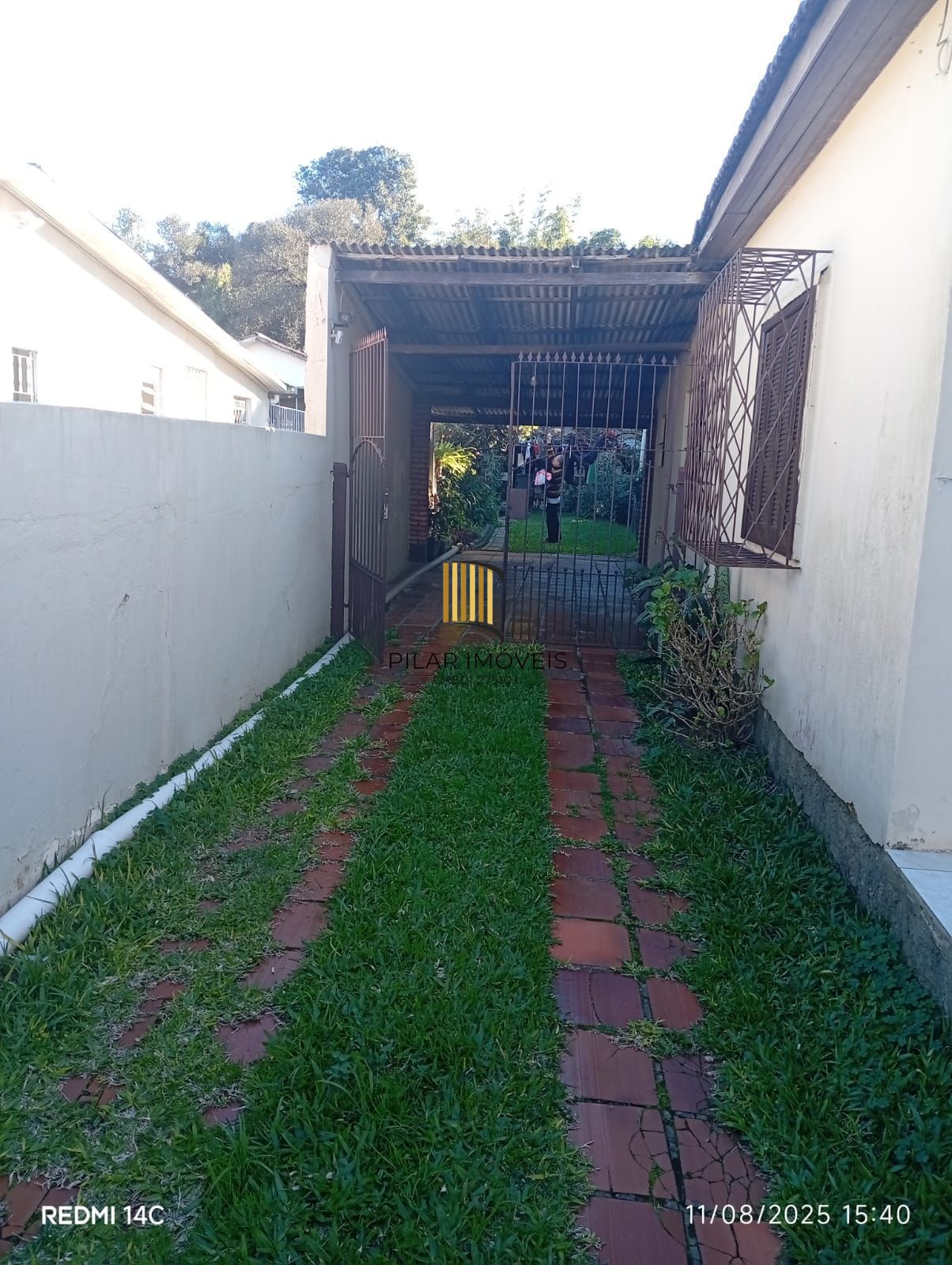 Terreno á venda no bairro Cavalhada em Porto Alegre!