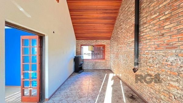 Casa para Venda - 320m², 3 dormitórios, sendo 1 suites, 3 vagas - Altos Do Ipê