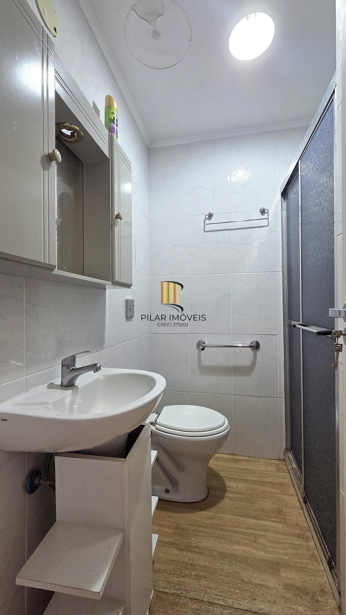 Excelente apartamento de 42m² privativos, com 1 dormitório e ótima localização na Av. Otto Niemeyer, ao lado do Zaffari.