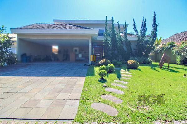 Casa Condomínio em Porto Alegre, no bairro Terra Ville.