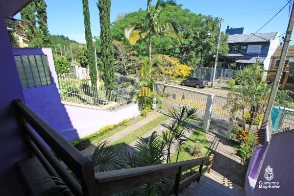 Casa para Venda - 205m², 3 dormitórios, sendo 1 suites, 2 vagas - Altos Do Ipê