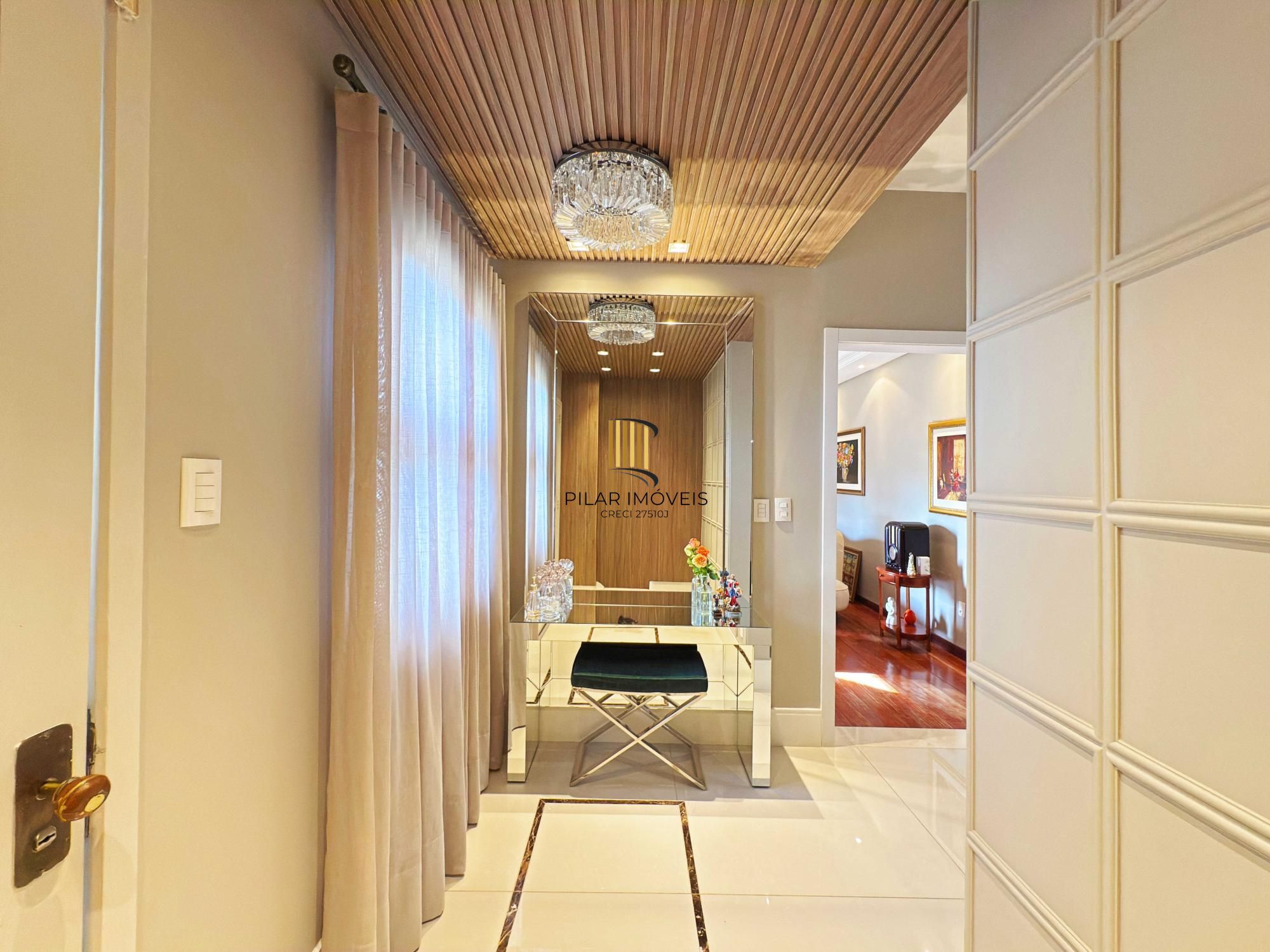 Casa 3 dormitórios no bairro Ipanema