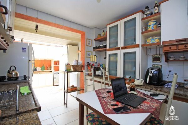 Casa Condominio para Venda - 162.56m², 3 dormitórios, sendo 1 suites, 1 vaga - I