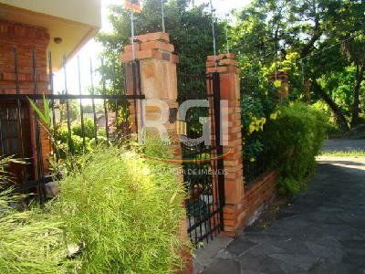 Casa para Venda - 200m², 3 dormitórios, sendo 1 suites, 4 vagas - Jardim Isabel