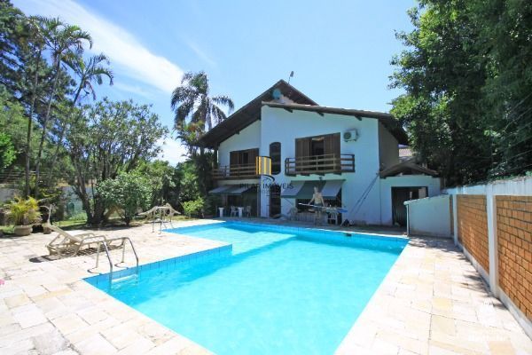Casa para Venda - 200m², 3 dormitórios, sendo 1 suites, 4 vagas - Ipanema