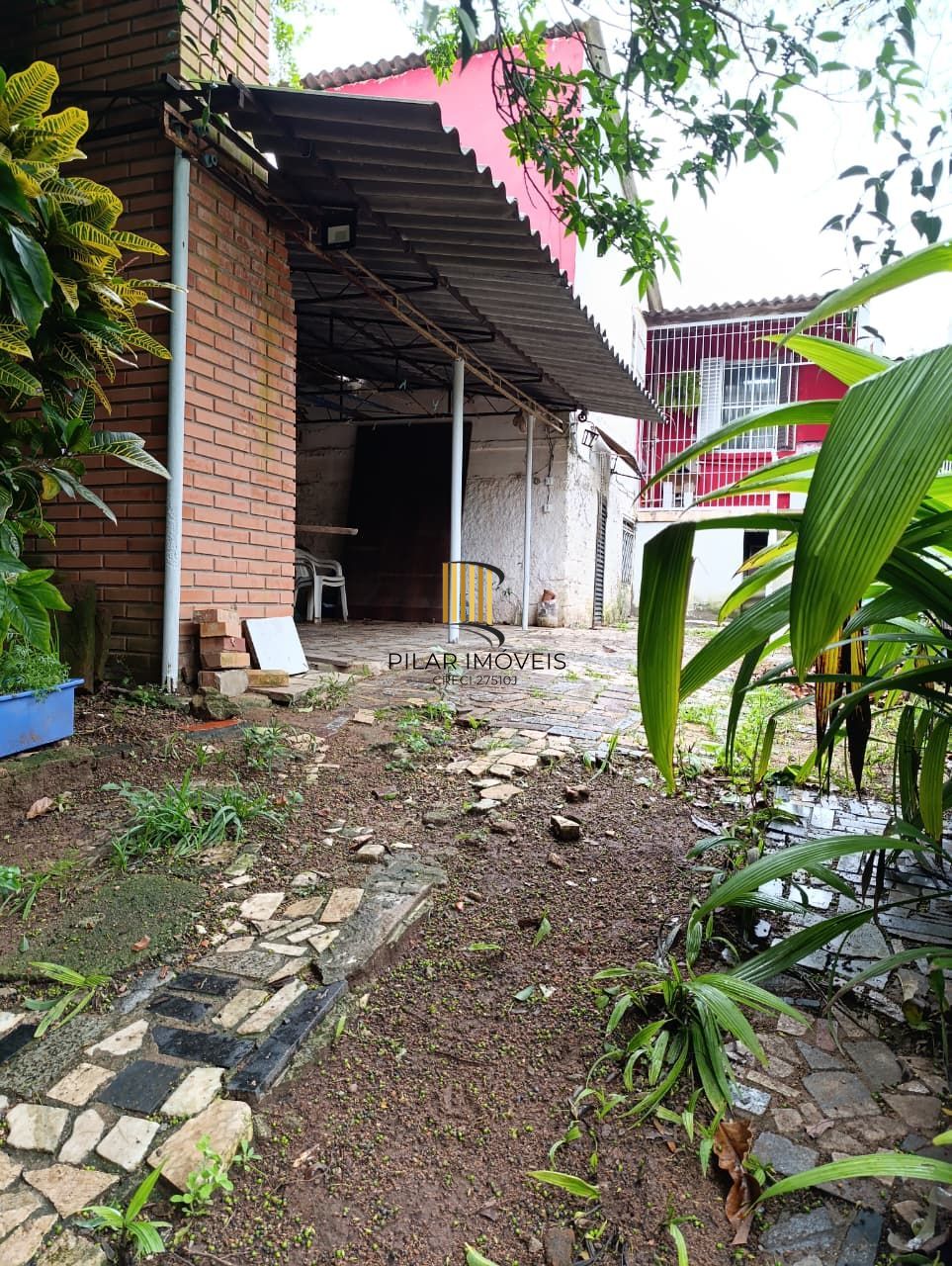 Casa com 3 quartos/dormitorios, vaga/ box garagem, no Bairro Aparício Borges, em Porto Alegre/RS