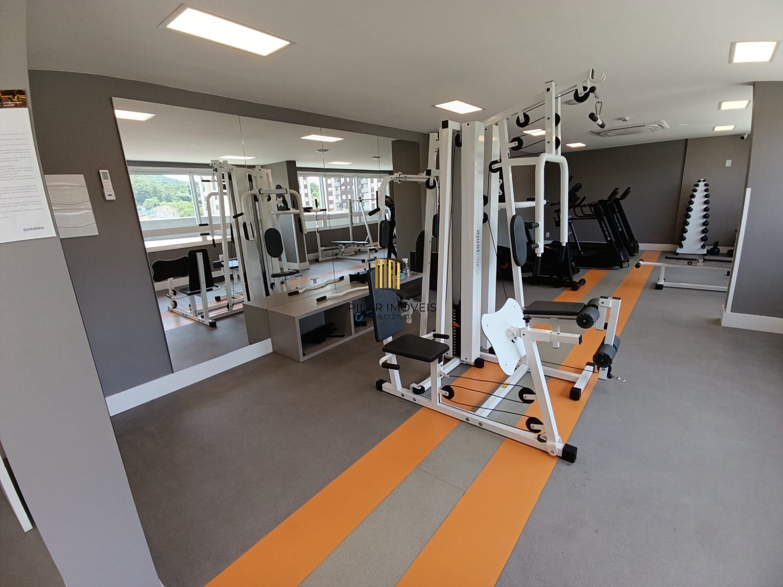 Apartamento 2 dormitórios/quartos, 1 vaga/box, no Bairro Partenon em Porto Alegre RS