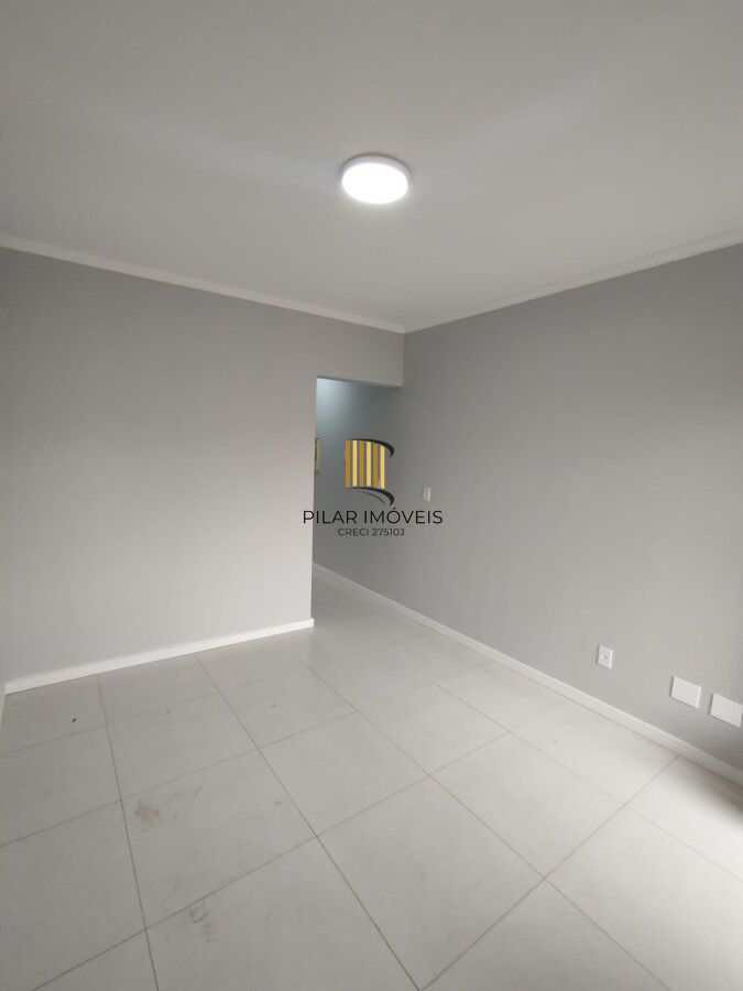Sobrado triplex com 142m² -  apenas R$ 2.500,00 m² - aceita FGTS/FInanciamento