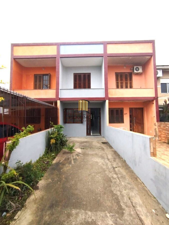 Sobrado triplex com 142m² -  apenas R$ 2.500,00 m² - aceita FGTS/FInanciamento