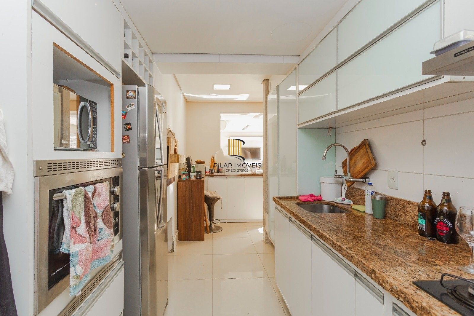 Apartamento 3 dormitórios, 1 suíte, 2 banheiros, 3 vagas, Bairro Passo D'Areia, em Porto Alegre RS