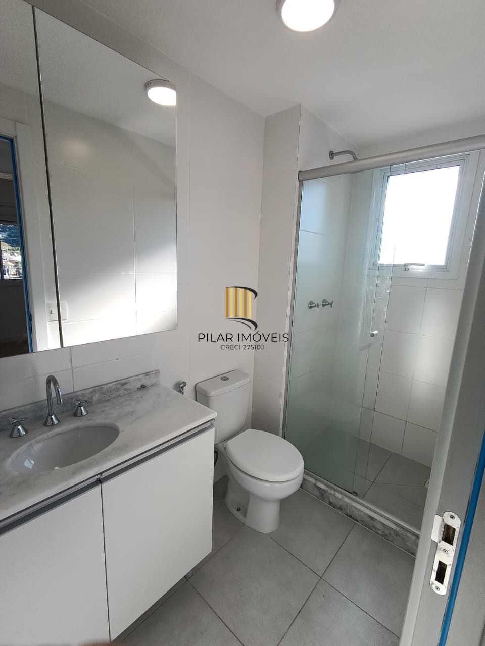 Apartamento 2 dormitórios/quartos, 1 vaga/box, no Bairro Partenon em Porto Alegre RS