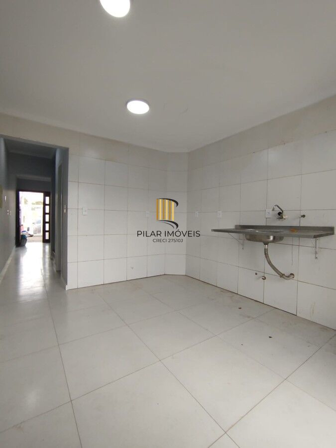 Sobrado triplex com 142m² -  apenas R$ 2.500,00 m² - aceita FGTS/FInanciamento