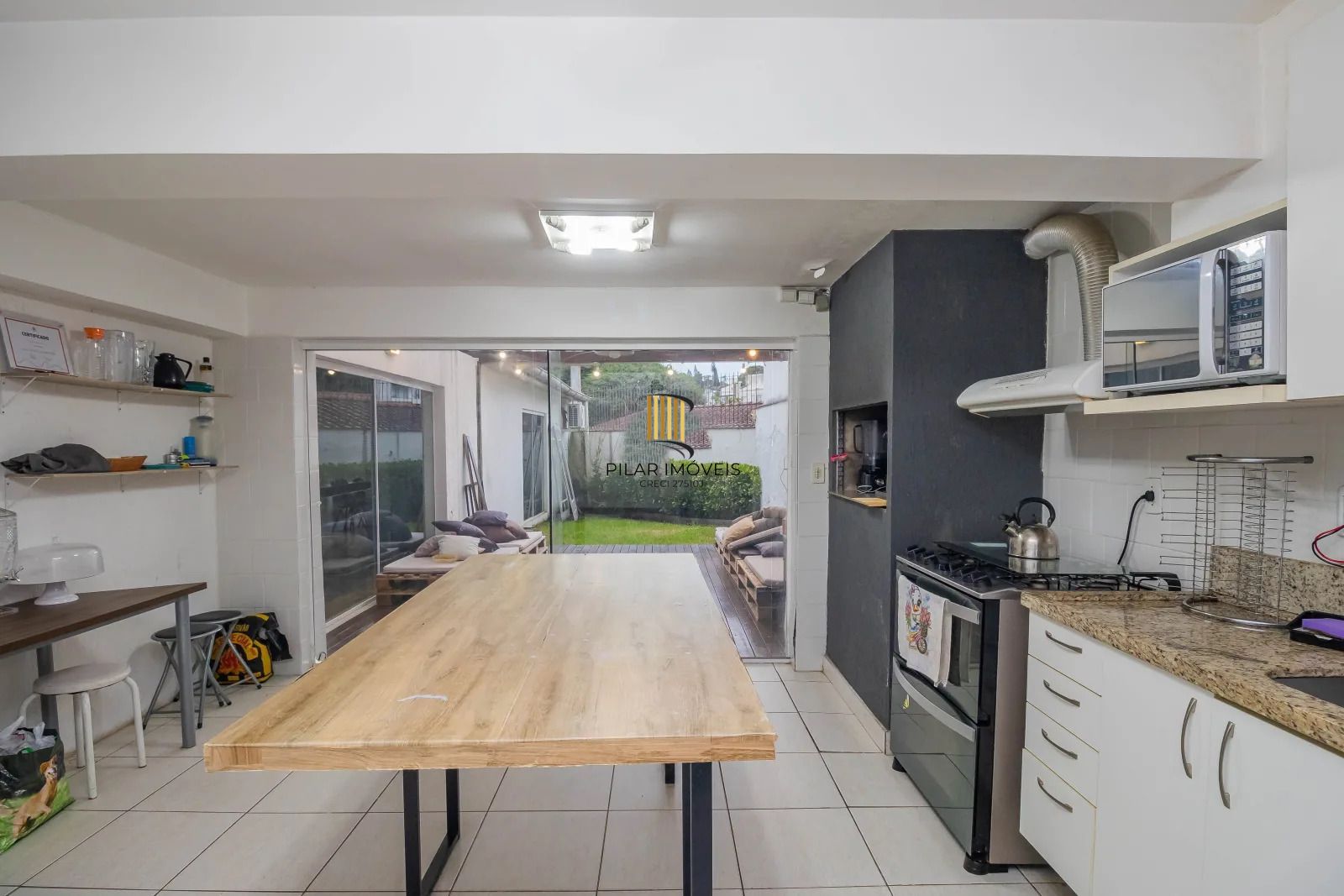 Casa a venda, 4 quartos, 2 vagas, 4 banheiros, Bairro Chacara das Pedras, em Porto Alegre/RS