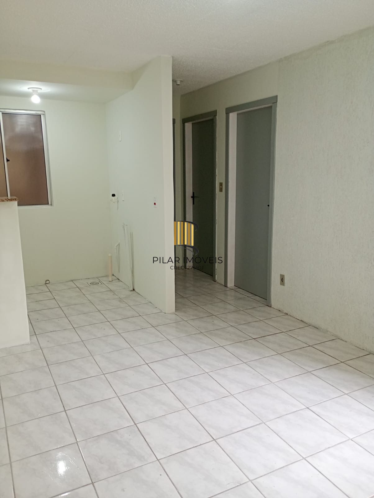 EXCELENTE APARTAMENTO COM DOIS DORMITÓRIOS, NO BAIRRO PINHEIRO, aproveite!!