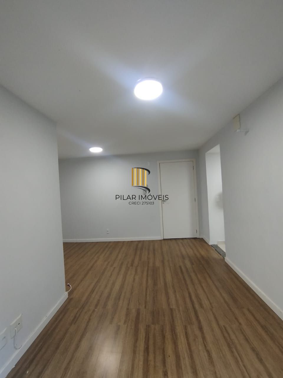 Um pedacinho do interior dentro de Porto Alegre - 2dorm com Pátio Gigante